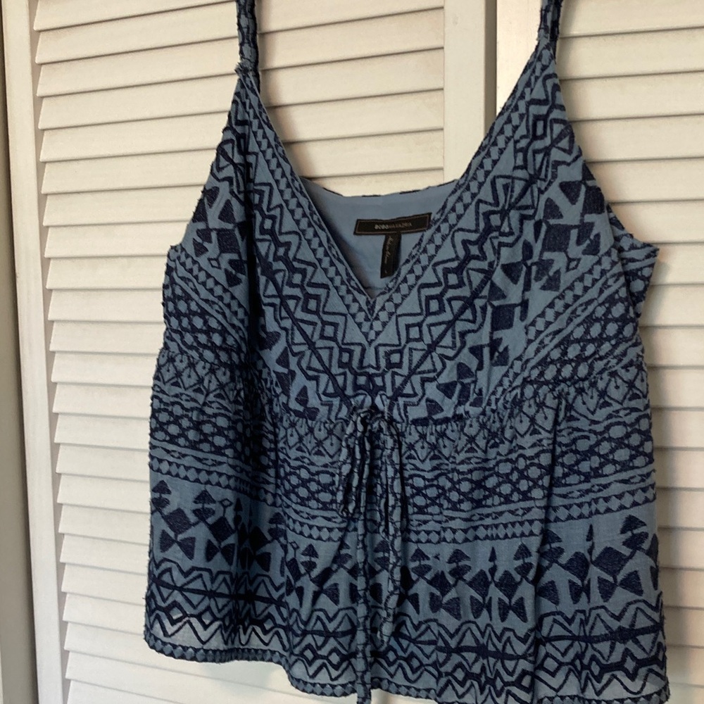 BCBGMaxAzria Blue Geometric Camisole